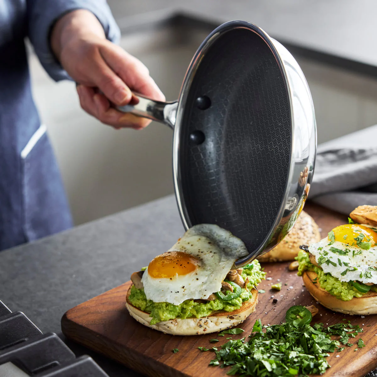 Blue Diamond<br> Diamond Bond Frying Pan 20cm, Stainless Steel - Image 3